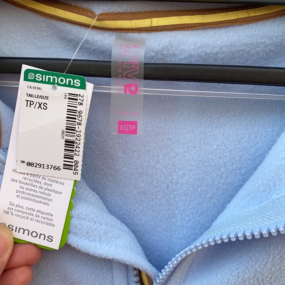 Simons Sweater - Picture 3 of 5